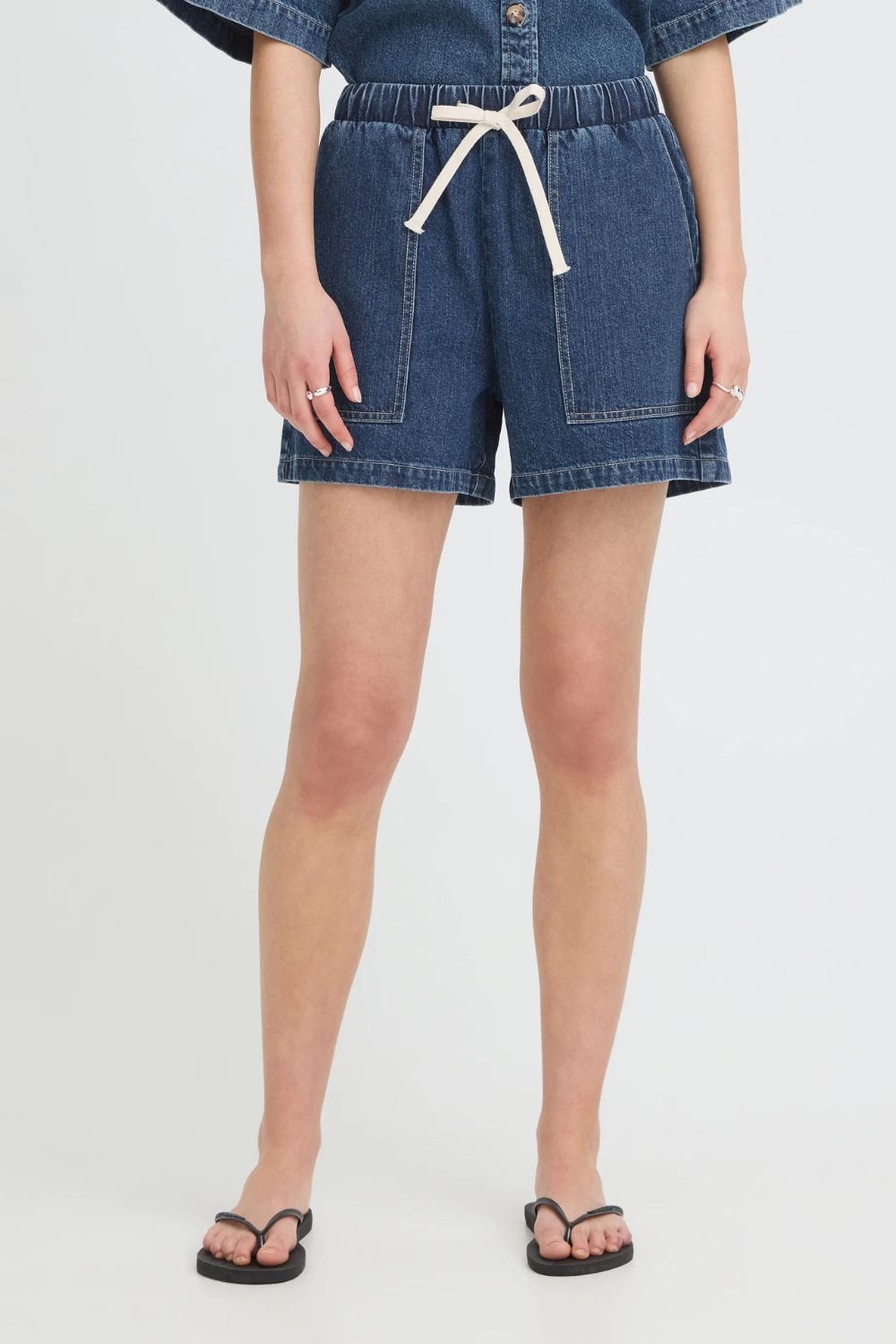 IHKamina Shorts