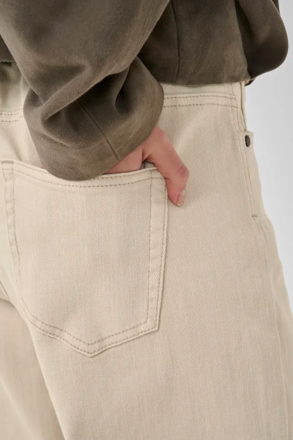 LouisMW 157 High Wide