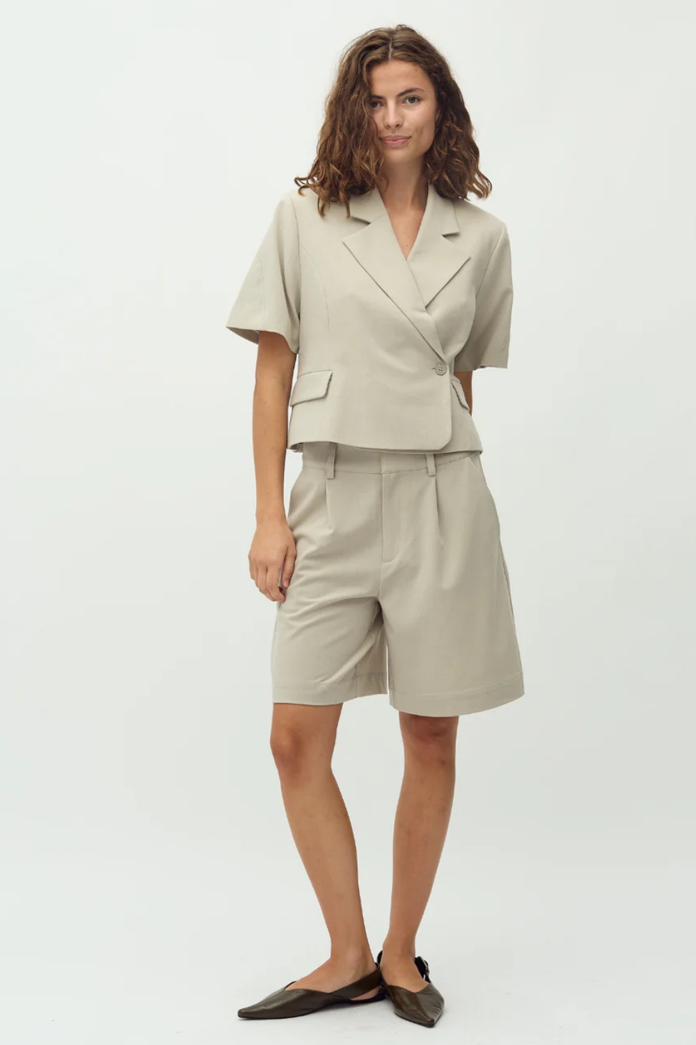 Guri-M Shorts - Light Sand