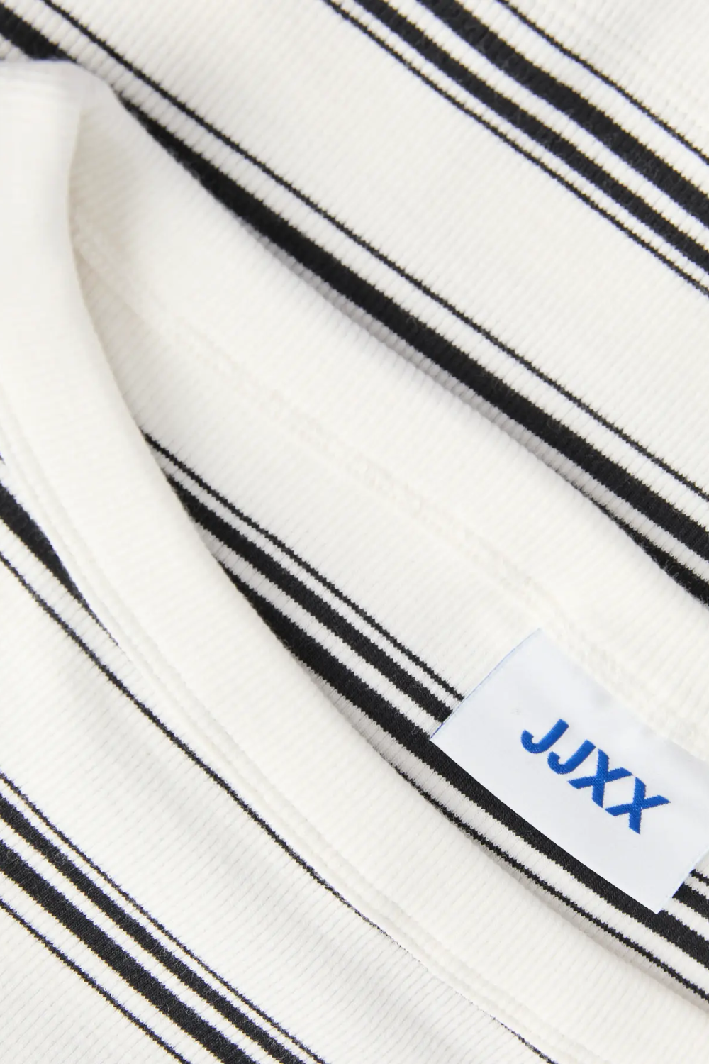 Jxfifi 3/4 Boatneck Top - Black Vanilla Ice