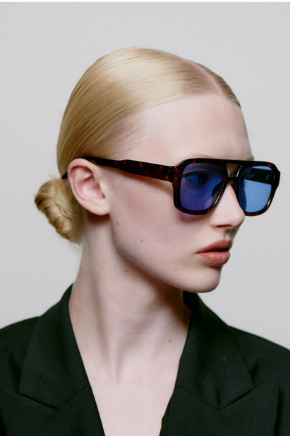 Kaya solbrille - Demi Tortoise (Blue Lens)