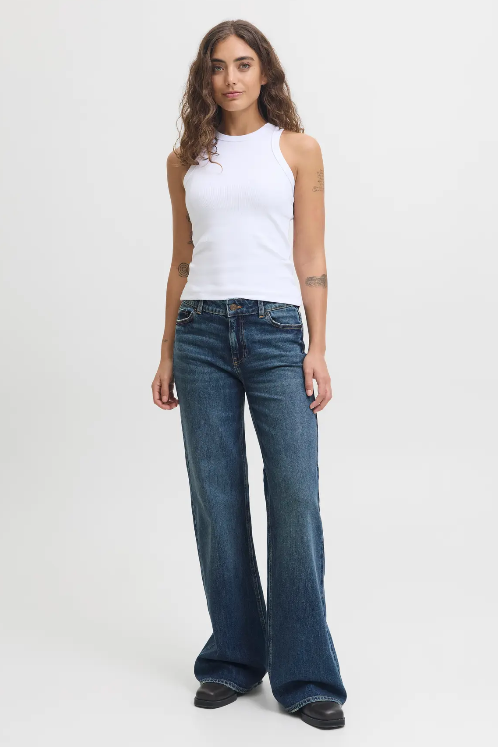 JXRome Flared Jeans